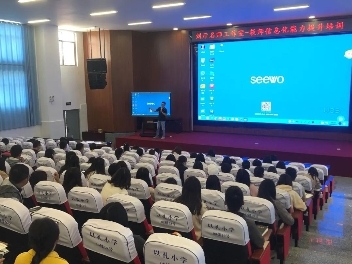 又一里程碑!希沃攜統信走進云南會澤,開展國產化應用培訓