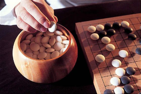 神秘掃地僧橫掃圍棋國手,誰是幕后主使?