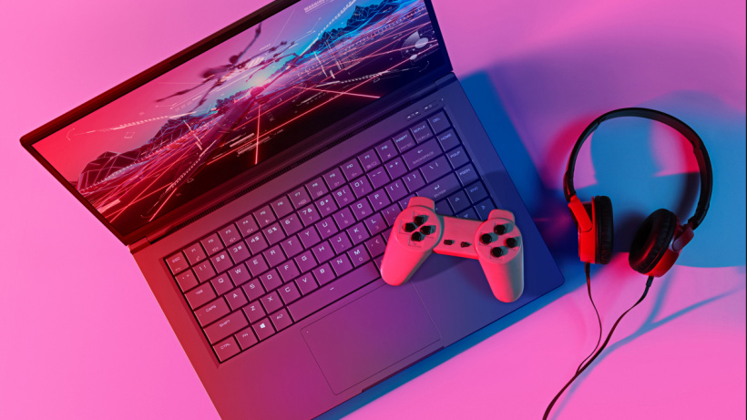 英特爾推出公版 NUC X15 游戲本:i7-11800H、RTX 3070、240 Hz 屏、HDMI 2.1
