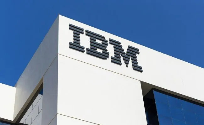 IBM 第一季度營收 142 億美元，凈利潤 6.62 億美元同比增長 64%